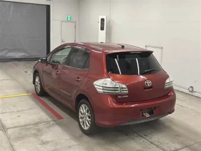 Toyota BLADE