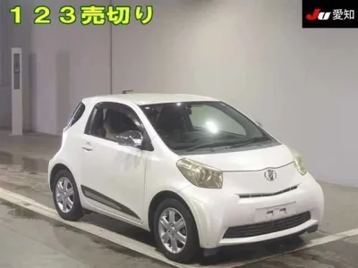 Toyota IQ