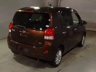 Toyota PORTE