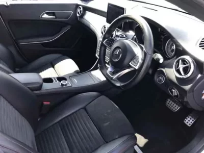 Mercedes-Benz CLA CLASS