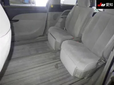 Toyota ESTIMA HYBRID