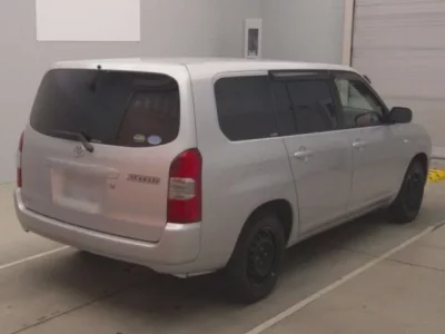 Toyota SUCCEED