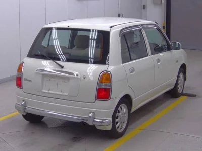Daihatsu MIRA