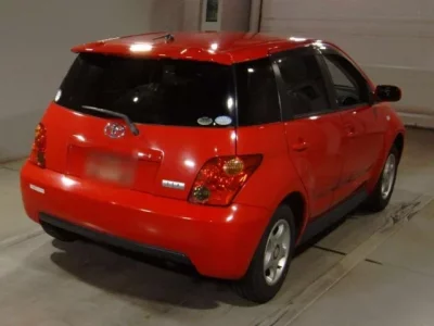 Toyota IST