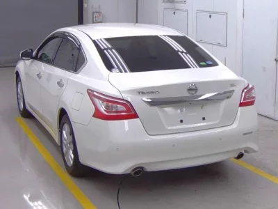 Nissan TEANA