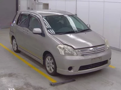 Toyota RAUM