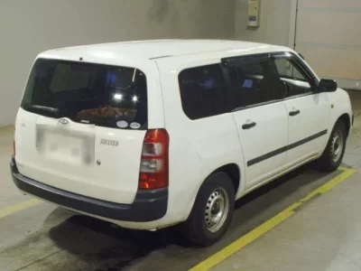 Toyota SUCCEED