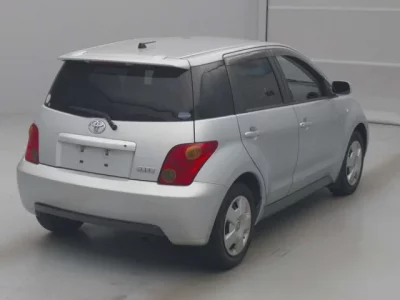 Toyota IST