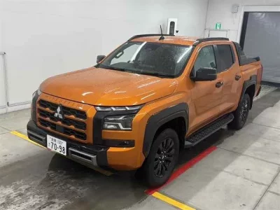 Mitsubishi TRITON