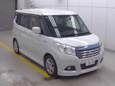 Mitsubishi DELICA D2