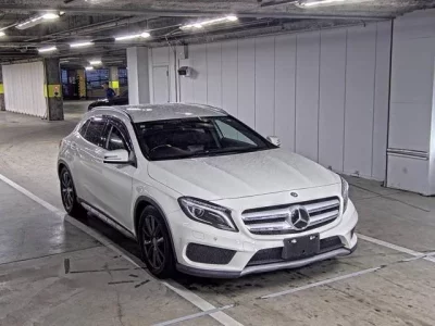 Mercedes-Benz GLA CLASS