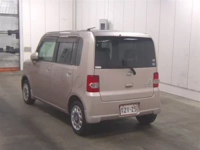 Daihatsu MOVE CONTE