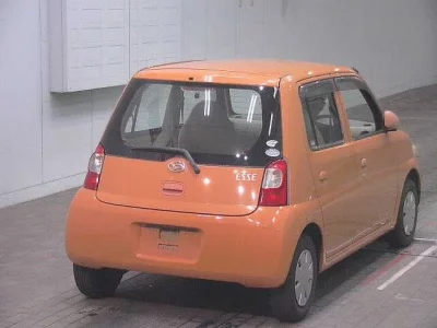Daihatsu Esse