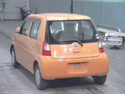 Daihatsu Esse