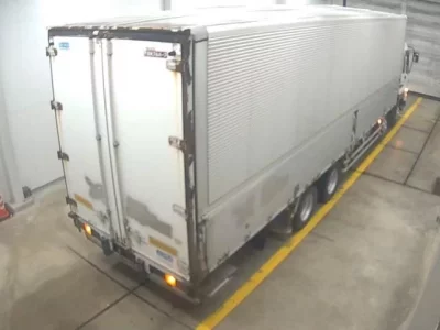 Isuzu TRUCK