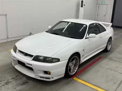 Nissan SKYLINE