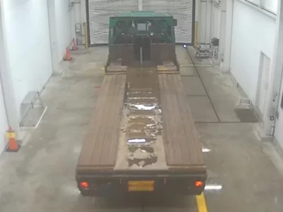 Isuzu TRUCK