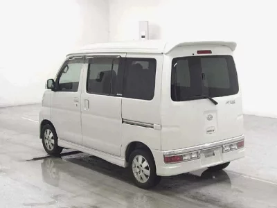 Daihatsu Atrai Wagon