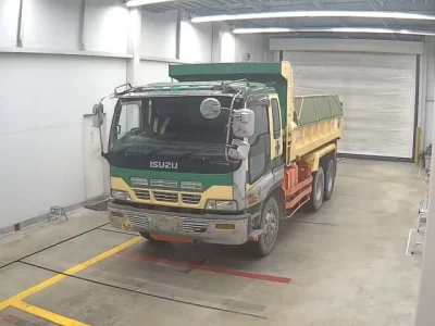 Isuzu TRUCK