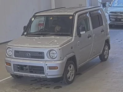 Daihatsu NAKED