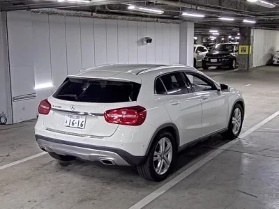 Mercedes-Benz GLA CLASS