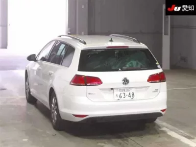 Volkswagen GOLF VARIANT