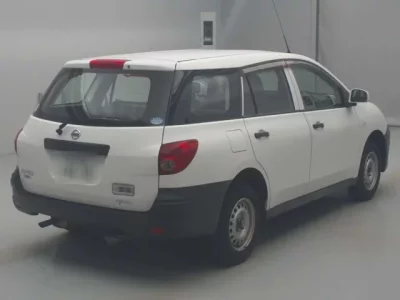 Nissan AD