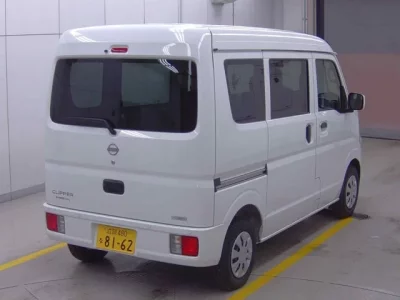 Nissan CLIPPER VAN