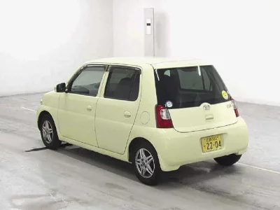 Daihatsu Esse