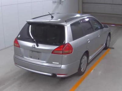 Nissan WINGROAD