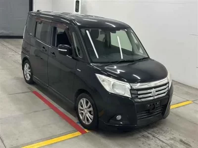 Mitsubishi DELICA D2
