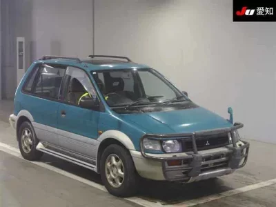 Mitsubishi RVR