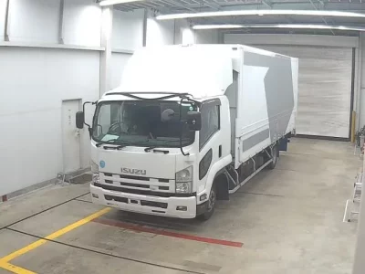 Isuzu FORWARD