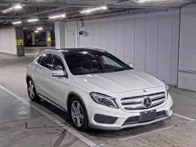 Mercedes-Benz GLA CLASS