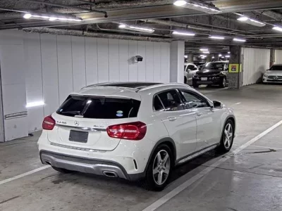 Mercedes-Benz GLA CLASS