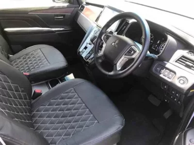 Mitsubishi DELICA D5