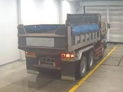 Isuzu TRUCK