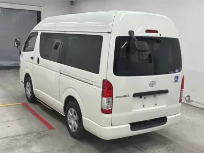 Toyota REGIUS ACE VAN