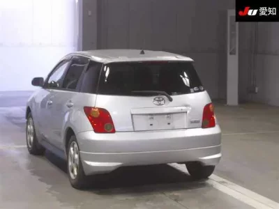 Toyota IST