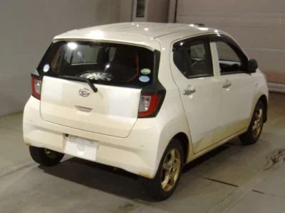 Daihatsu MIRA E S