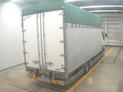 Mitsubishi FUSO FIGHTER