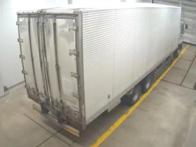 Isuzu TRUCK