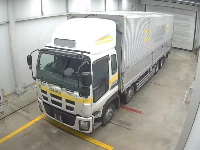 Isuzu TRUCK