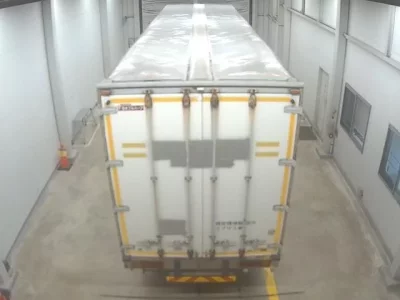 Isuzu TRUCK