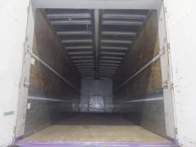 Isuzu TRUCK