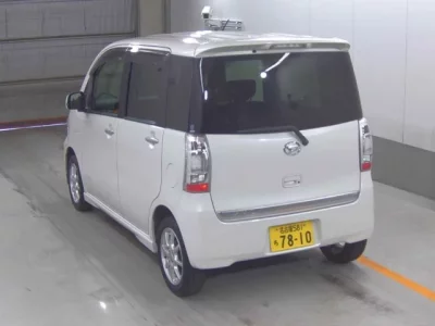 Daihatsu TANTO EXE