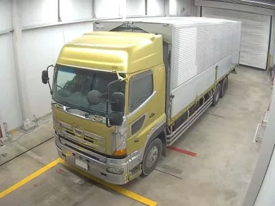 Hino TRUCK