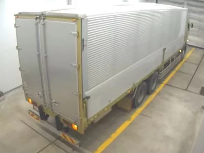 Hino TRUCK