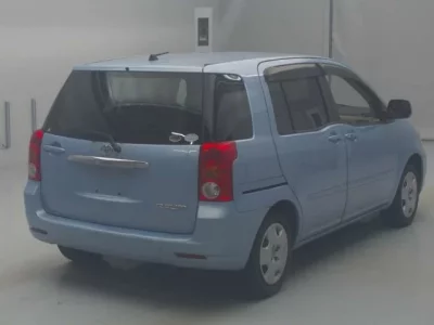 Toyota RAUM
