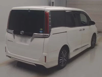 Toyota ESQUIRE